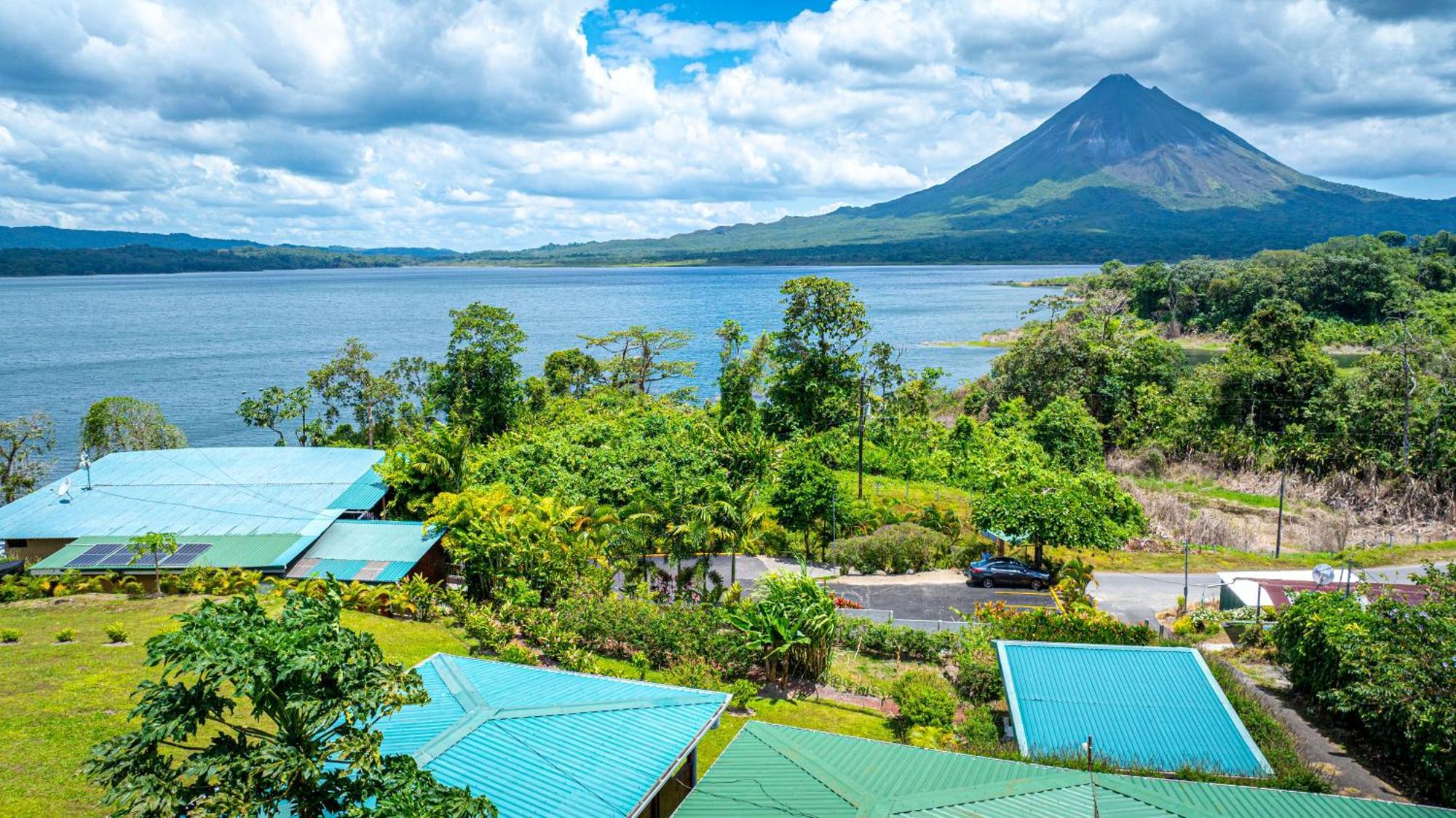 Bed & Breakfast Paradise Arenal Volcano View *